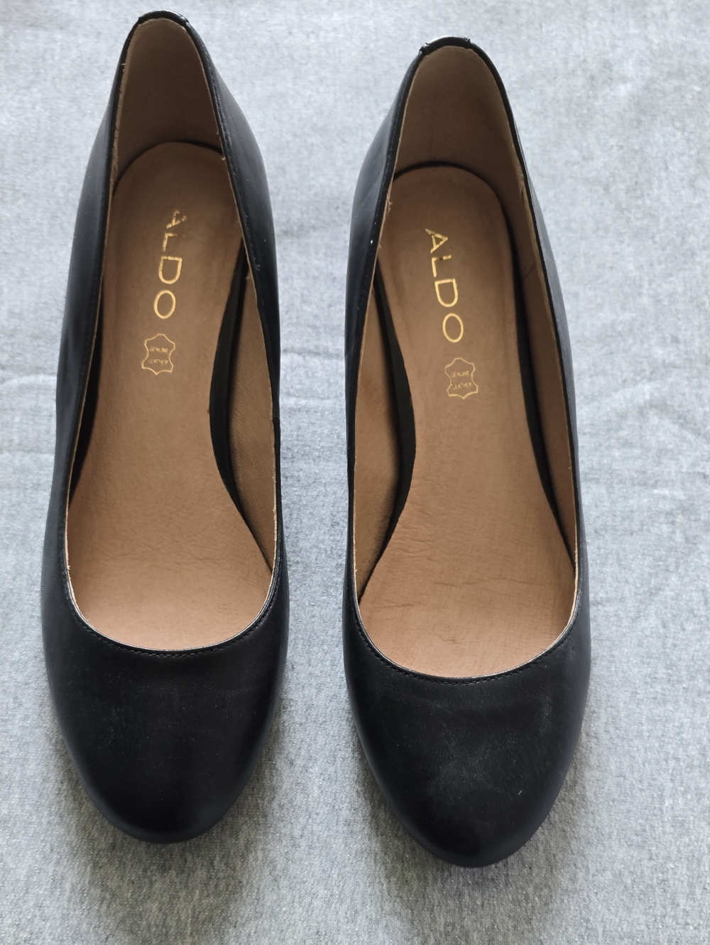 Aldo Black Classic Round-Toe Pumps